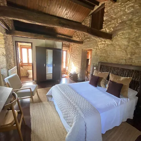 Rural Casal Do Mouro * Ambroa